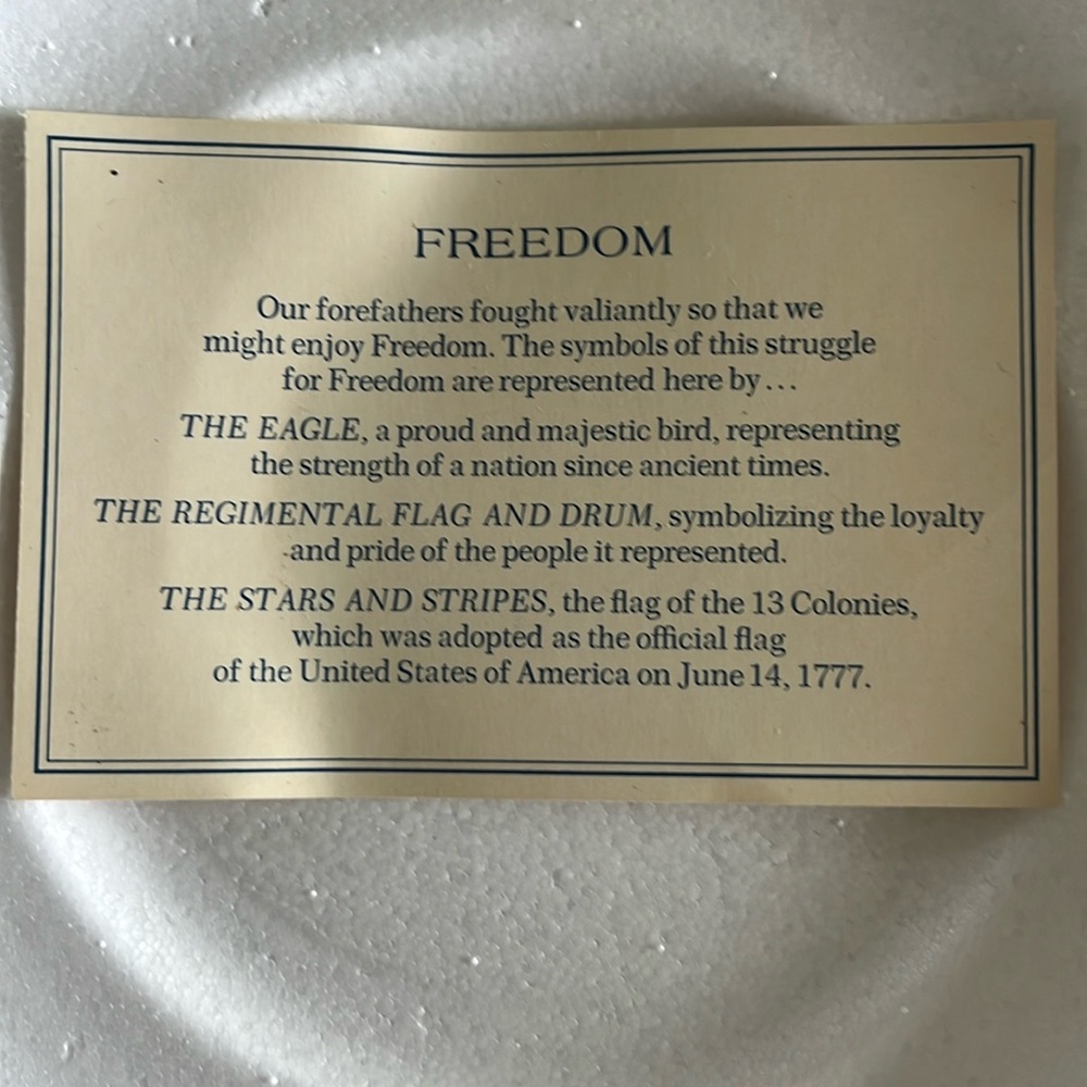 Avon Freedom Plate